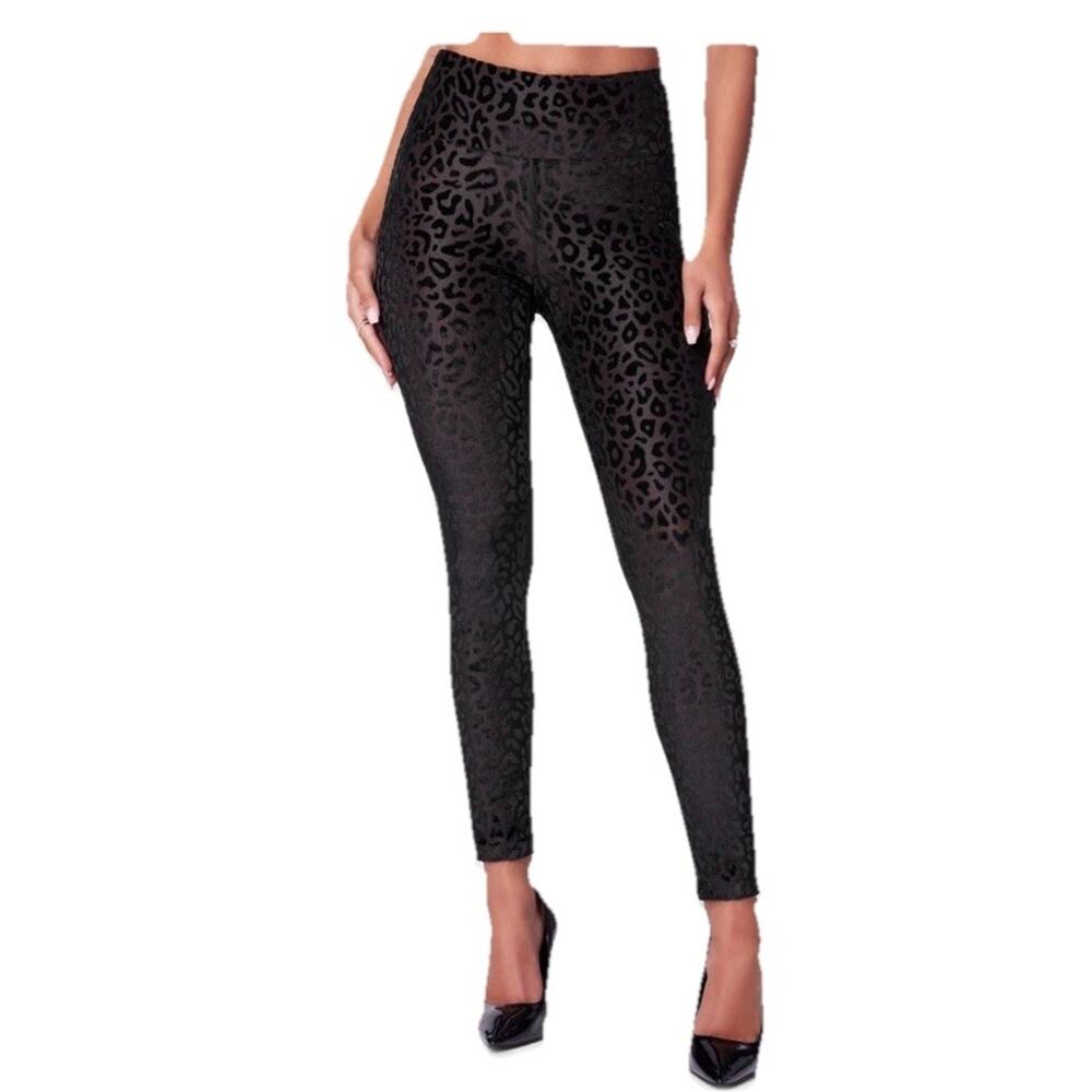 HUE Womens MEDIUM Black Legging Velvet Leopard Print Burnout Soft Lined Ankle